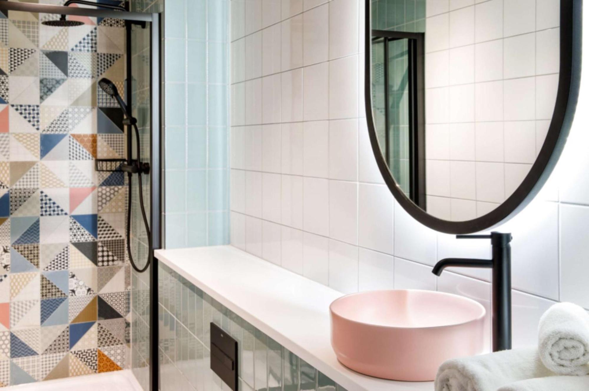 Spark By Hilton London Romford Extérieur photo