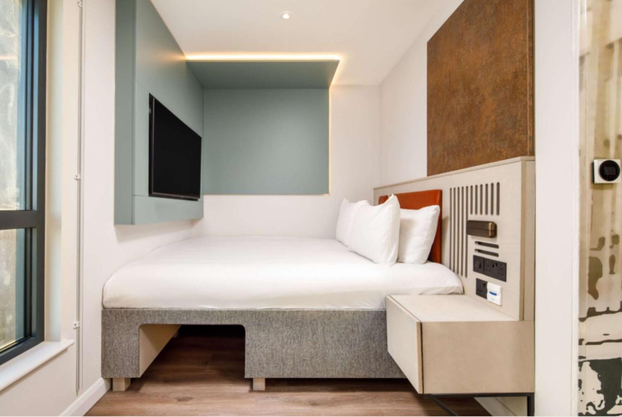 Spark By Hilton London Romford Extérieur photo